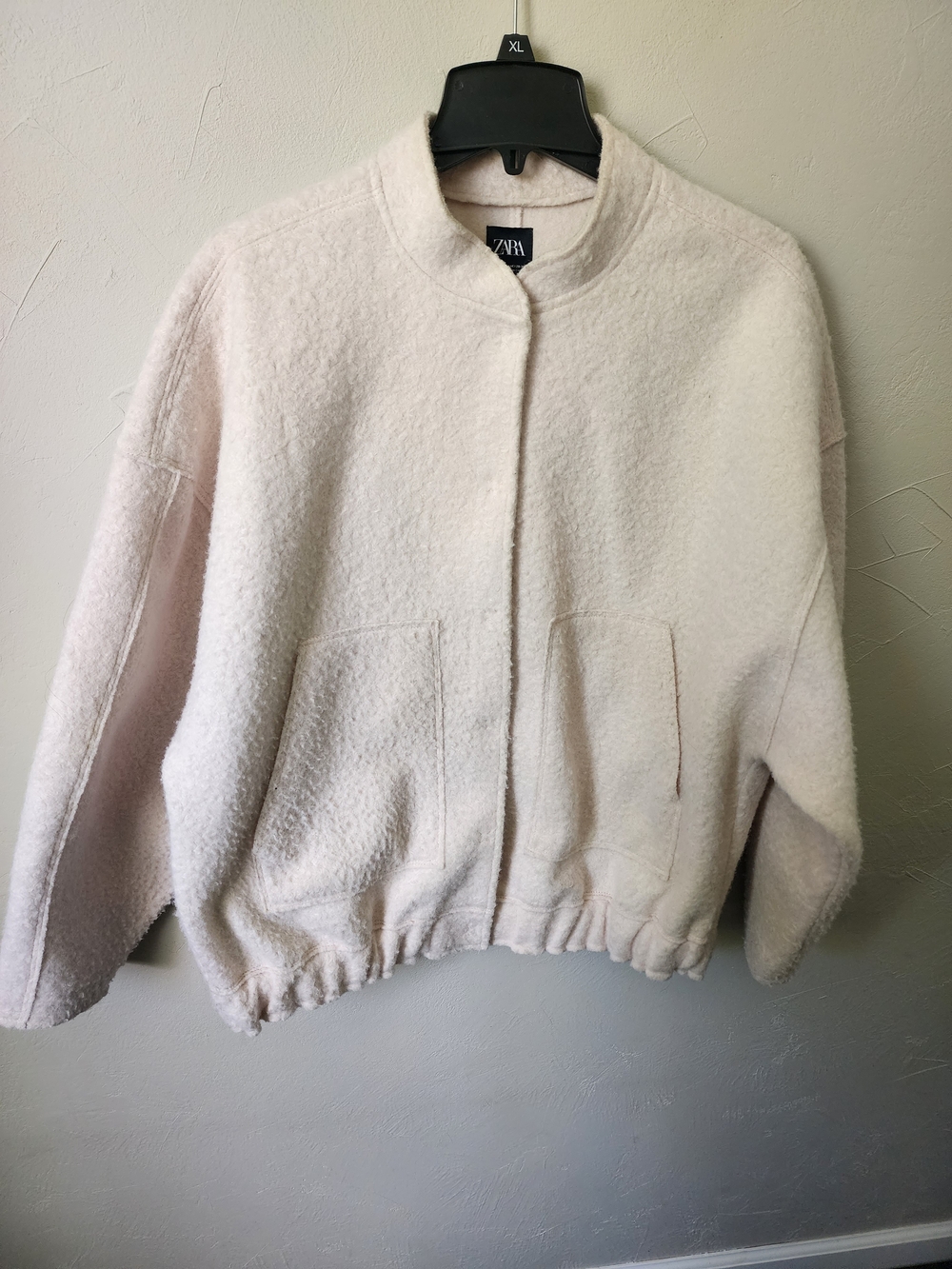ZARA Cream Bouclé Collarless Jacket Size M-L